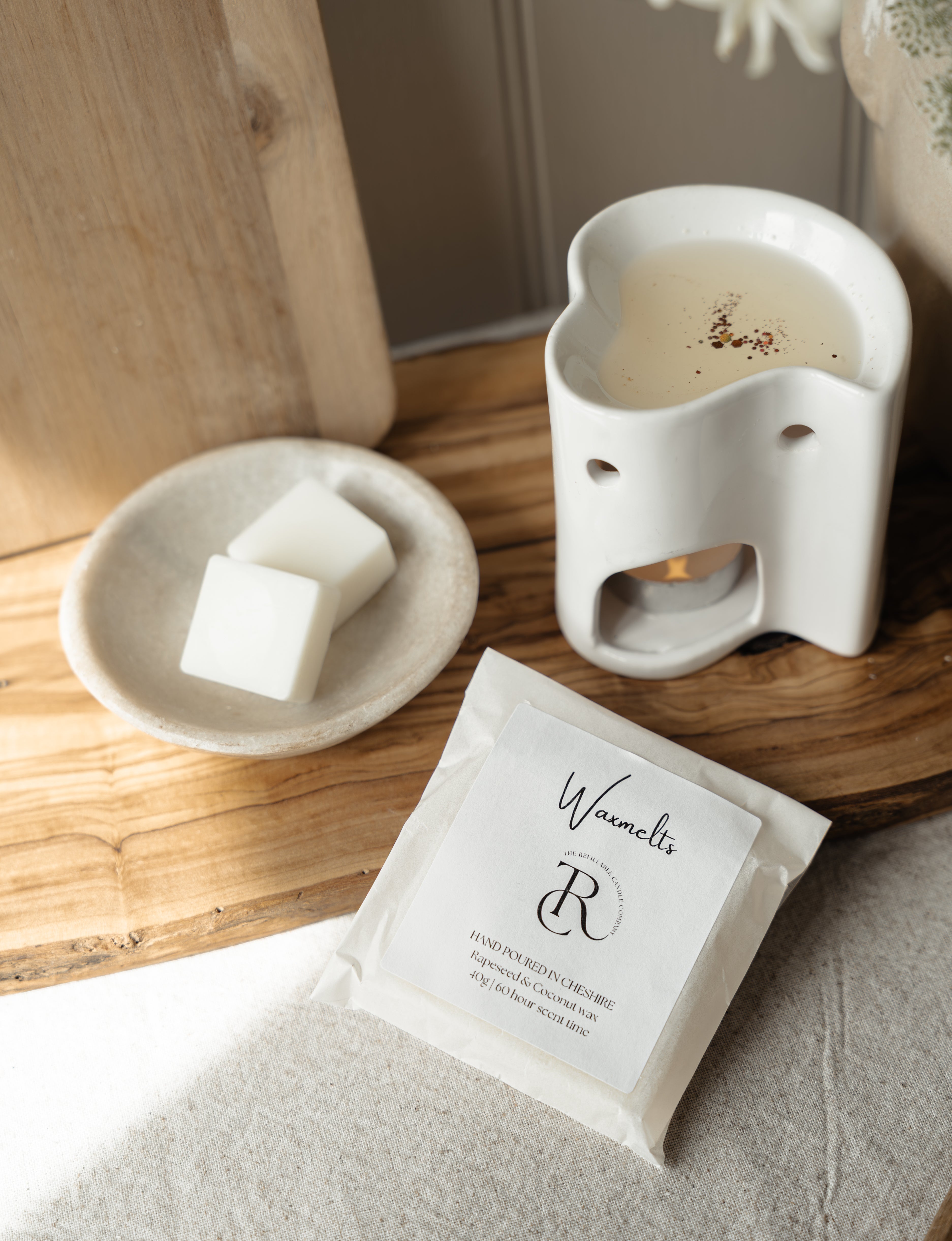 Wax melts vs candles, which should you choose?